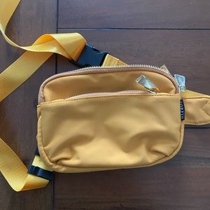 Belt bag never worn